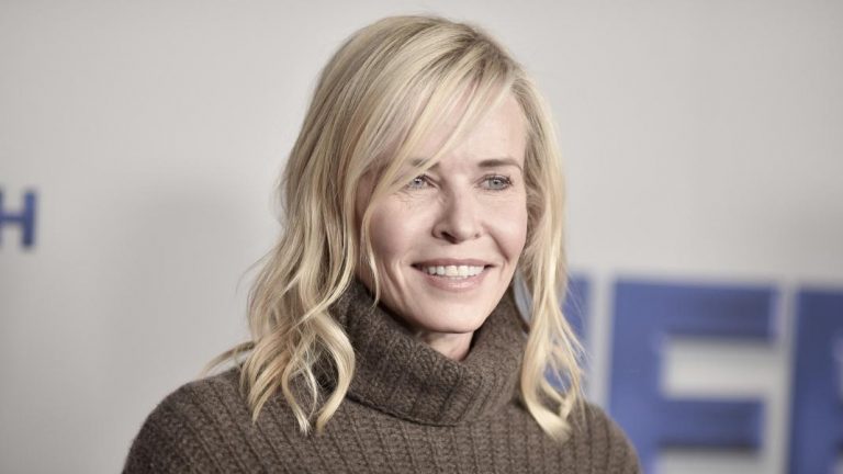 Τσέλσι Χάντλερ: Γυμνάσιο απομακρύνει την ηθοποιό, επειδή είχε κάνει 3 αμβλώσεις