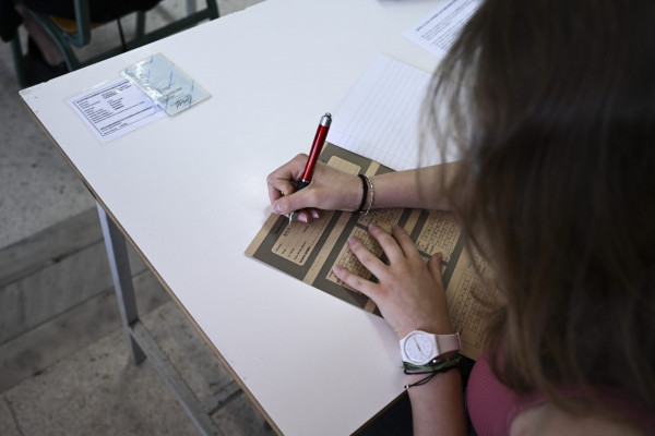 Πανελλαδικές 2022: Οι απαντήσεις στα θέματα των Μαθηματικών για τους υποψήφιους των ΕΠΑΛ