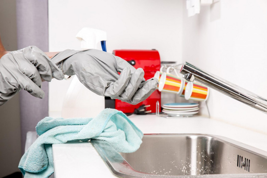 Το σφουγγάρι δεν είναι ο πιο υγιεινός τρόπος καθαρισμού των πιάτων