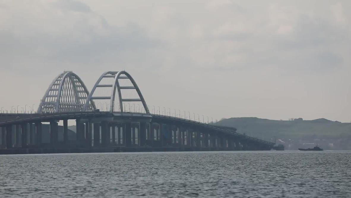 Ουκρανία: Νέες απειλές για τη γέφυρα της Κριμαίας – «Θα απαντήσουμε με βομβαρδισμό του Κιέβου»