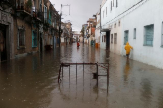 Κούβα: 2 νεκροί, 1 αγνοούμενος και μεγάλες καταστροφές από το πέρασμα του κυκλώνα Αγκάθα