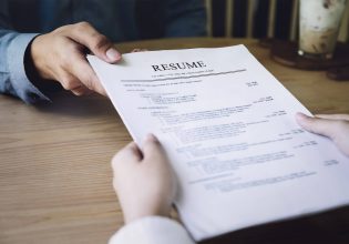 Η ιστορία του «Βιογραφικού Σημειώματος» – Ο Λεονάρντο ντα Βίντσι το σκέφτηκε και το εφάρμοσε πρώτος