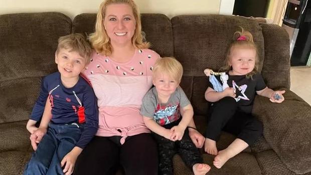 Σικάγο: Μητέρα εντόπισε νεκρά τα τρία της παιδιά - Τα έπνιξε ο εν διαστάσει σύζυγός της