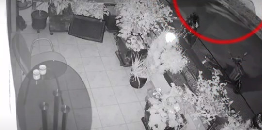 Θεσσαλονίκη: Βίντεο-ντοκουμέντο από συμμορία διαρρηκτών – Πάνω από 17.000 ευρώ η λεία