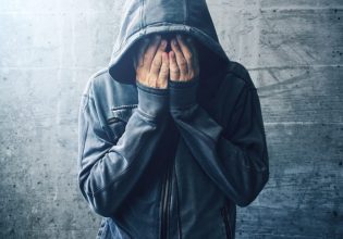 ΚΕΘΕΑ: Το αντίκτυπο της πανδημίας του κοροναϊού στον τομέα των εξαρτήσεων σε μαθητές