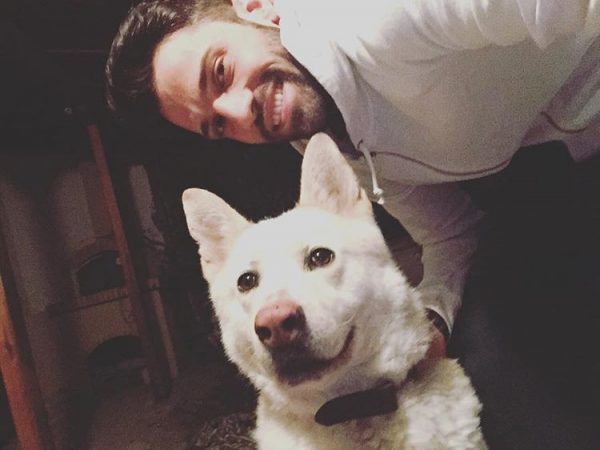 Κωνσταντίνος Αργυρός: Η κίνηση αγάπης για τα αδέσποτα