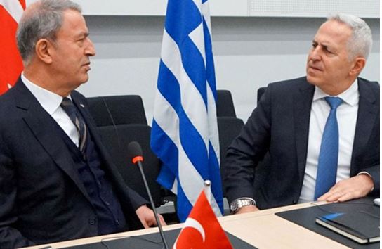 Ο «μπαμπούλας» Ακάρ και το αξιέπαινο θάρρος των Ελλήνων βουλευτών