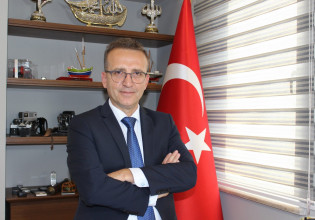 Τούρκος καθηγητής: Το ερώτημα είναι τι μπορεί να κάνει η Αμερική στην Τουρκία μέσω της Ελλάδας