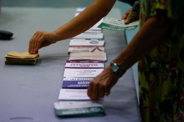 Γαλλία: Ο Μελανσόν πιθανόν δεν θα επιτύχει τον στόχο του να «εκλεγεί» πρωθυπουργός