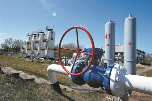 Ρωσία: Ο Πούτιν κλείνει σταδιακά την παροχή αερίου στην Ευρώπη