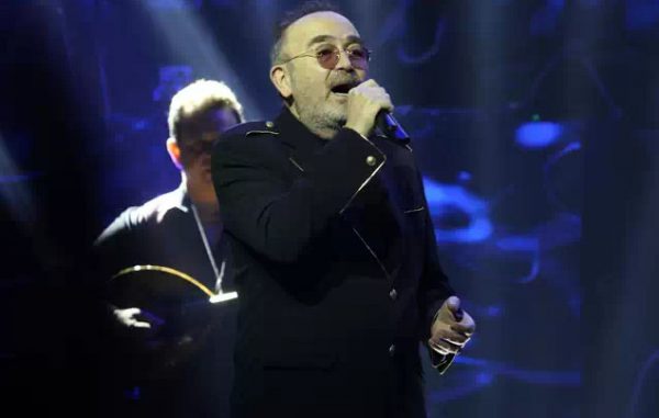 Σταμάτης Γονίδης: «Με ενοχλεί το χάρτινο καλαμάκι, ένα προφυλακτικό είναι 10 καλαμάκια πλαστικά, μη σου πω 20»