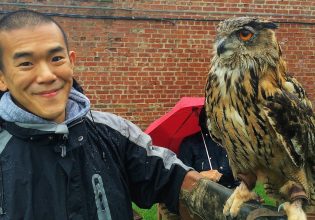 Ταξίδι στον κόσμο των ζώων μέσα από το νέο βιβλίο του Εντ Γιονγκ