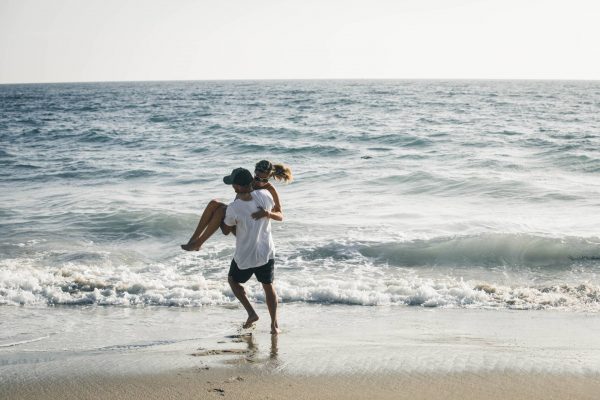Καλοκαίρι: Τρία ελληνικά νησιά ιδανικά για ζευγάρια
