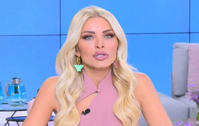 Κατερίνα Καινούργιου: Ξεγράφει τους SNIK και Light – «Δεν τους ξαναπαίζουμε στην εκπομπή»