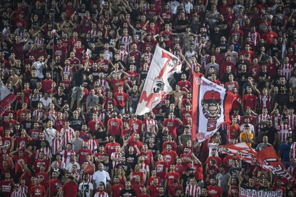 Ολυμπιακός: «Τρέλα» για τα διαρκείας, έφτασαν τα 7.000!