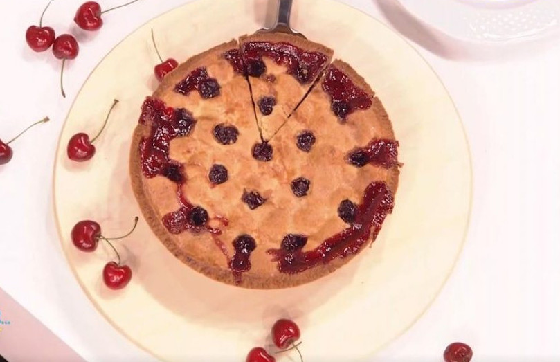 Αμερικανική κερασόπιτα: Εύκολη και γρήγορη συνταγή που θα λατρέψουν μικροί και μεγάλοι