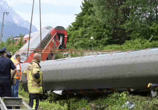 Ιράν: Τουλάχιστον δεκαεπτά νεκροί από εκτροχιασμό τρένου – Δεκάδες τραυματίες