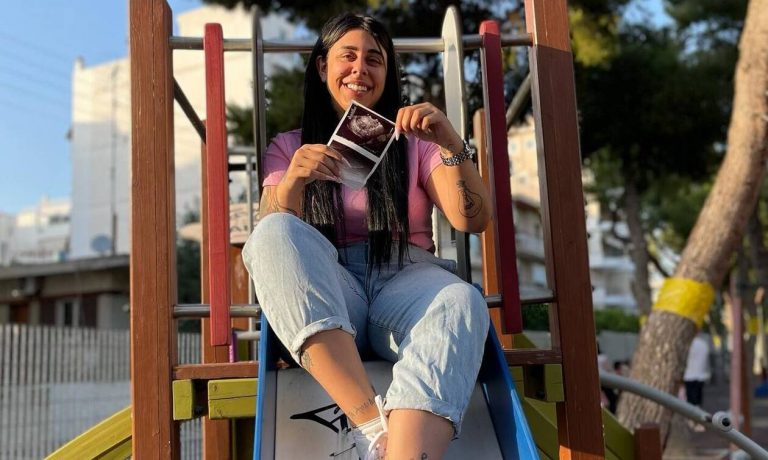 Super Κική: Αυτό είναι το φύλο του μωρού που περιμένει