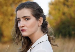 Μαρία Κίτσου: «Οι “Άγριες Μέλισσες” θα είναι πάντα ένας σταθμός στη ζωή μου»