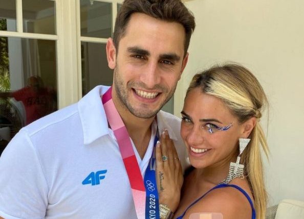 Κόνι Μεταξά: Αποκαλύπτει όλες τις λεπτομέρειες του γάμου της με τον Μάριο Καπότση