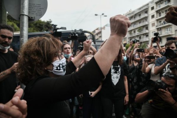 Οι Ναζί πρέπει να μείνουν στη φυλακή