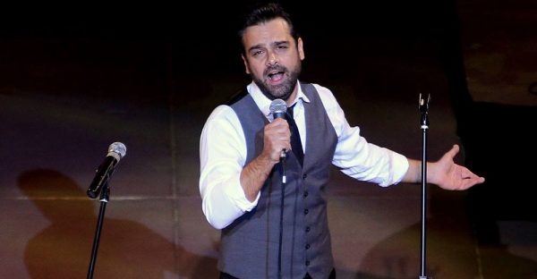 Δώρος Δημοσθένους, ταξιδεύοντας τον έρωτα στο χρόνο και τον κόσμο στον Κήπο του Μεγάρου