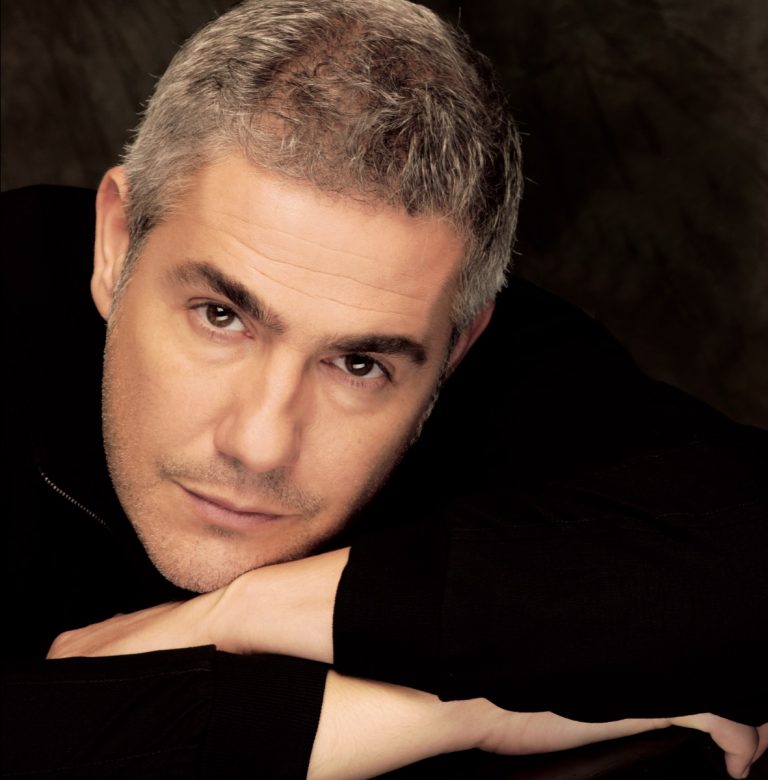 Ο Alessandro Safina, o ερωτικός Ιταλός τενόρος της ποπ όπερας έρχεται στην Αθήνα