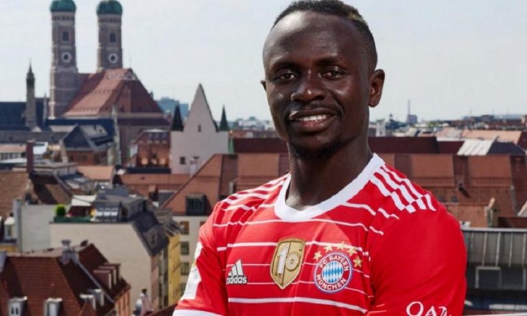 Επίσημη η «βόμβα» του καλοκαιριού: Η Μπάγερν ανακοίνωσε τον Μανέ