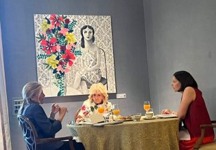 Τζιλ Μπάιντεν, Μαρέβα Μητσοτάκη και Ανίκ Πέντερς ενώνουν τις δυνάμεις τους για τη στήριξη γυναικών και παιδιών από την Ουκρανία