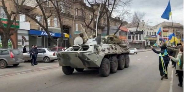 Μελιτόπολη: Η διορισθείσα από τους Ρώσους «γκαουλάιτερ» θέλει να παραιτηθεί