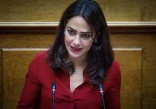 Αχτσιόγλου: Στο πλευρό της και η Δόμνα Μιχαηλίδου – «Το σεξιστικό bullying είναι κατάλοιπο άλλων εποχών»