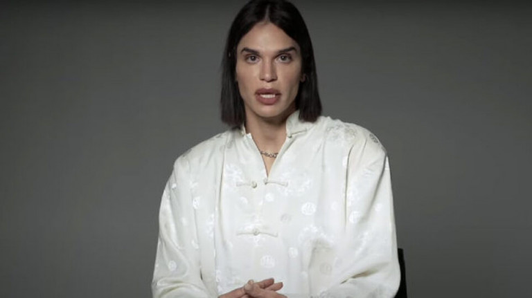 Τζεφ Μοντάνα: «Κάλεσα τον πατέρα μου στις Κάννες αλλά δεν ήρθε, έχω συνηθίσει πια την κενή θέση»