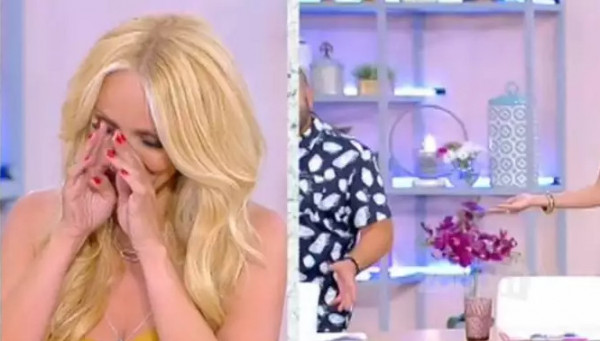 Ναταλί Κάκκαβα: Ξέσπασε σε λυγμούς στον αέρα