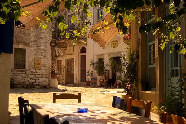 Νάξος: Το γραφικό χωριουδάκι που μοιάζει με σκηνικό ταινίας