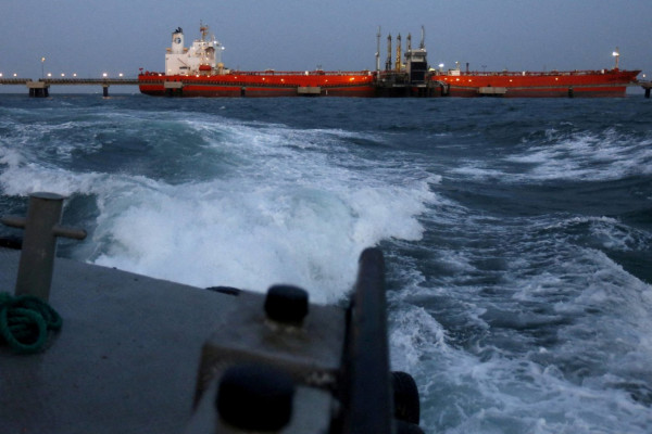 Βενεζουέλα: Δεξαμενόπλοιο παραλαμβάνει το πρώτο φορτίο με πετρέλαιο για την Ευρώπη