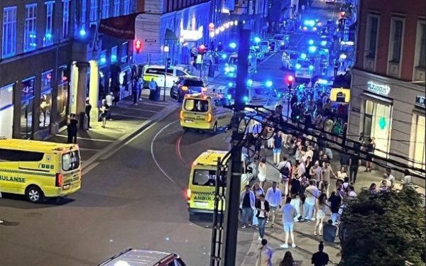 Όσλο: Ισλαμιστής με ψυχική νόσο ο ύποπτος του μακελειού – Στόχος η ΛΟΑΤΚΙ+ κοινότητα, εκτιμάται