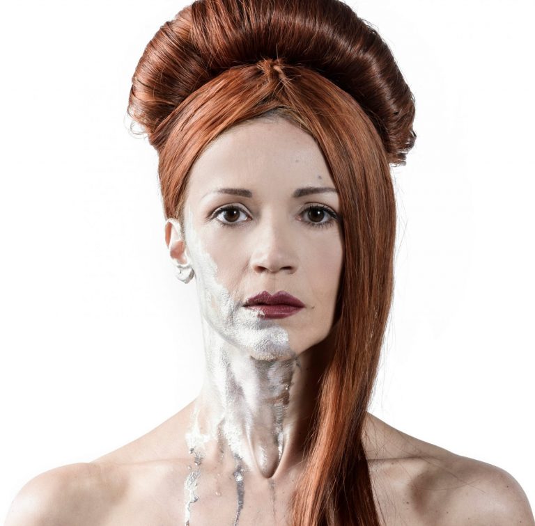 Ιωάννα Παππά στο in: «Είναι σημαντικό να γνωρίζεις τα προσωπικά σου όρια, να μην φοβάσαι να ορθώσεις ανάστημα»