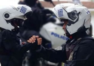 Γιορτή του Πατέρα 2022: Με απόσπασμα από «Το Εκκρεμές του Φουκώ» το μήνυμα της ΕΛ.ΑΣ.