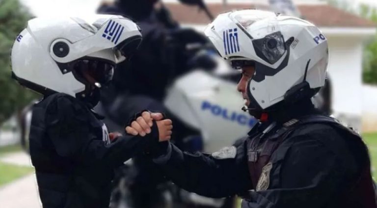 Γιορτή του Πατέρα 2022: Με απόσπασμα από «Το Εκκρεμές του Φουκώ» το μήνυμα της ΕΛ.ΑΣ.