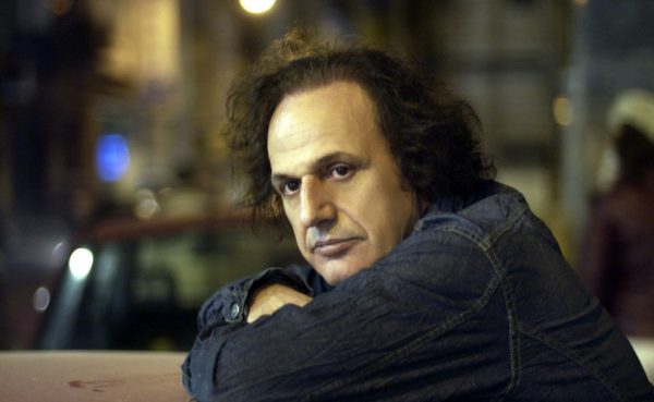 Βασίλης Παπακωνσταντίνου: Η επεισοδιακή διακοπή της παράστασης του από παρακρατικούς στη Θεσσαλονίκη