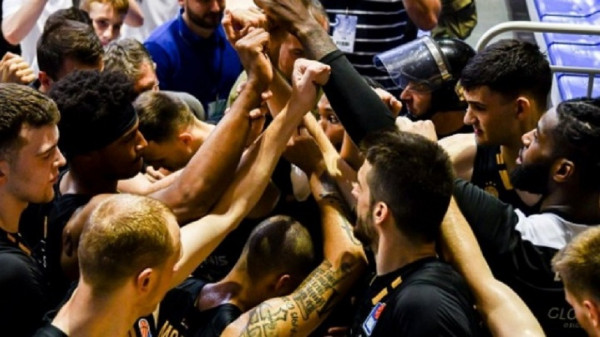 Δεν κατεβαίνει στα πλέι οφ του σερβικού πρωταθλήματος η Παρτιζάν – Κανονικά ο Ερυθρός Αστέρας
