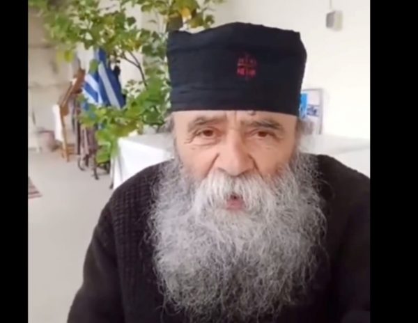 Αμβλώσεις: Εμετικές δηλώσεις από ιερέα –  «Καλύτερα να γεννήσουν το παιδί και μετά να το σκοτώσουν»