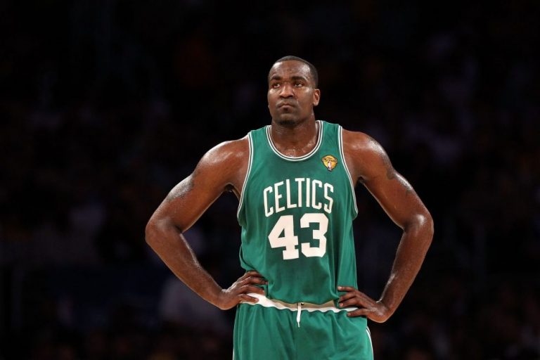 Πέρκινς: «Μακάρι να μαθαίναμε πως ο Λεμπρόν έπαθε ρήξη χιαστού…» (vid)