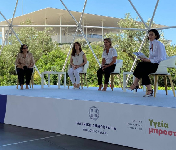 Δείτε live την παρουσίαση του προγράμματος «Φώφη Γεννηματά» για τη δωρεάν προληπτική μαστογραφία