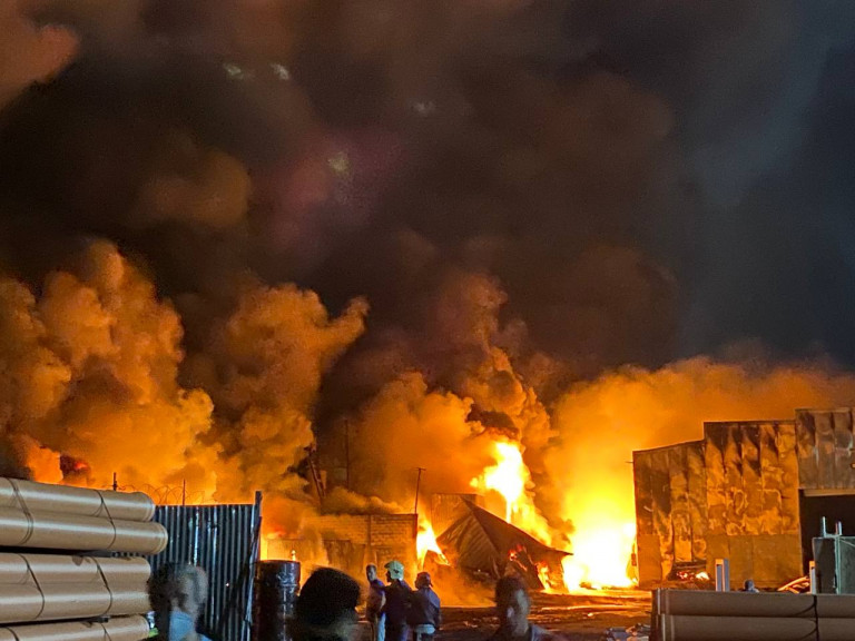 Ασπρόπυργος: Πώς θα λειτουργήσουν τα σχολεία – Ανησυχία για το τοξικό νέφος