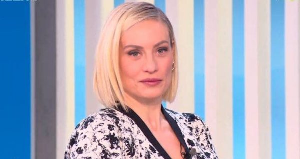 Ελεονώρα Μελέτη: «Δίκασε» τους Snik και Light για τον καυγά στα Mad VMA