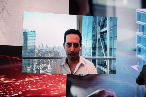 OT FORUM – Yuval Rooz: Η τεχνολογία βελτιώνει τη ζωή μας, δεν την υποκαθιστά