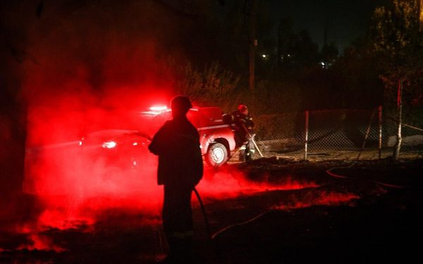 Σπάτα: Πυρκαγιά ξέσπασε στα όρια του Ζωολογικού Πάρκου – Επιχειρούν ισχυρές δυνάμεις