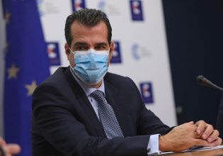 Πλεύρης για πόθεν έσχες: Θα προτιμούσα να μην είχα κληρονομήσει τίποτα και να ζούσε η μητέρα μου