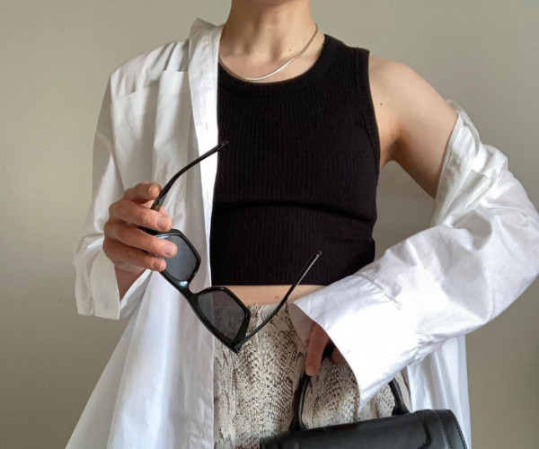 Λευκό πουκάμισο: 8+1 τρόποι για να το φορέσετε και να κλέψετε τις εντυπώσεις